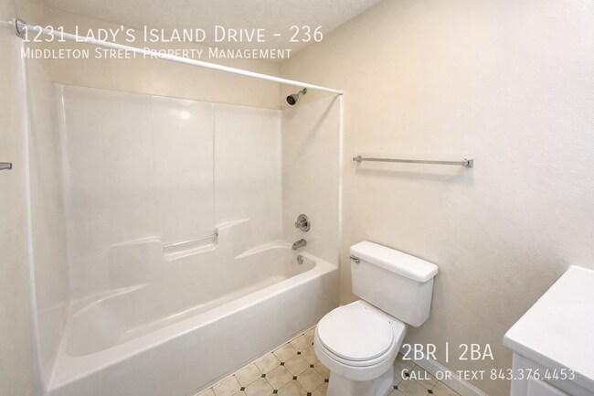 Building Photo - 1231 Ladys Island Dr