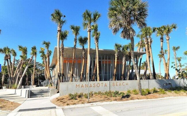 Building Photo - 4416 Englewood Rd