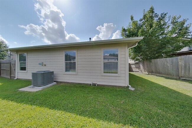 Building Photo - 1403 Glens Ferry Ln