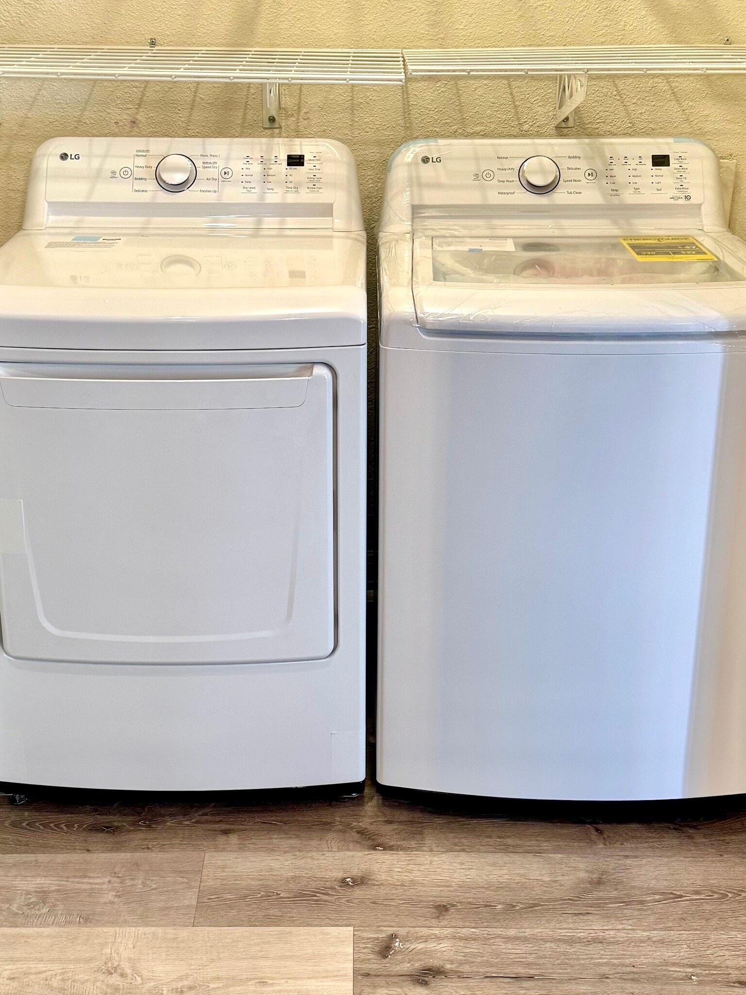 Building Photo - 513 Melba St