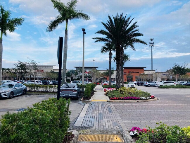 Building Photo - 640 Pioneer Way