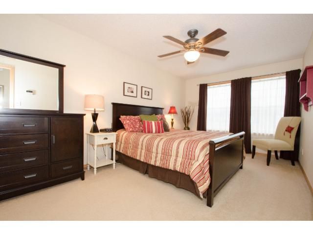 Building Photo - 7618 Parkridge Way