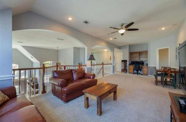 Building Photo - 892 Brentwood Dr