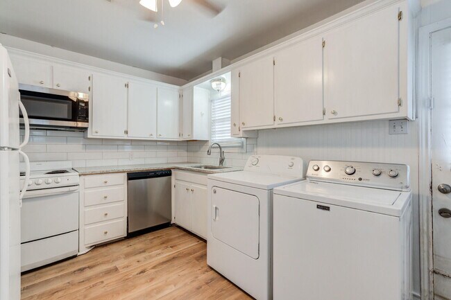 Building Photo - 2701 36th St