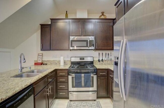 Building Photo - 5451 San Roberto