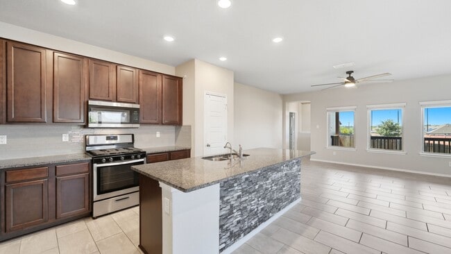 Building Photo - 534 Candor Stone