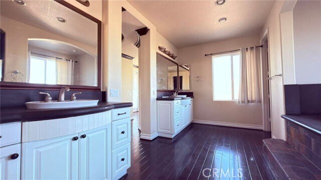 Building Photo - 8658 Edelweiss Dr