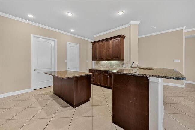 Building Photo - 4435 Calvet Forest Dr