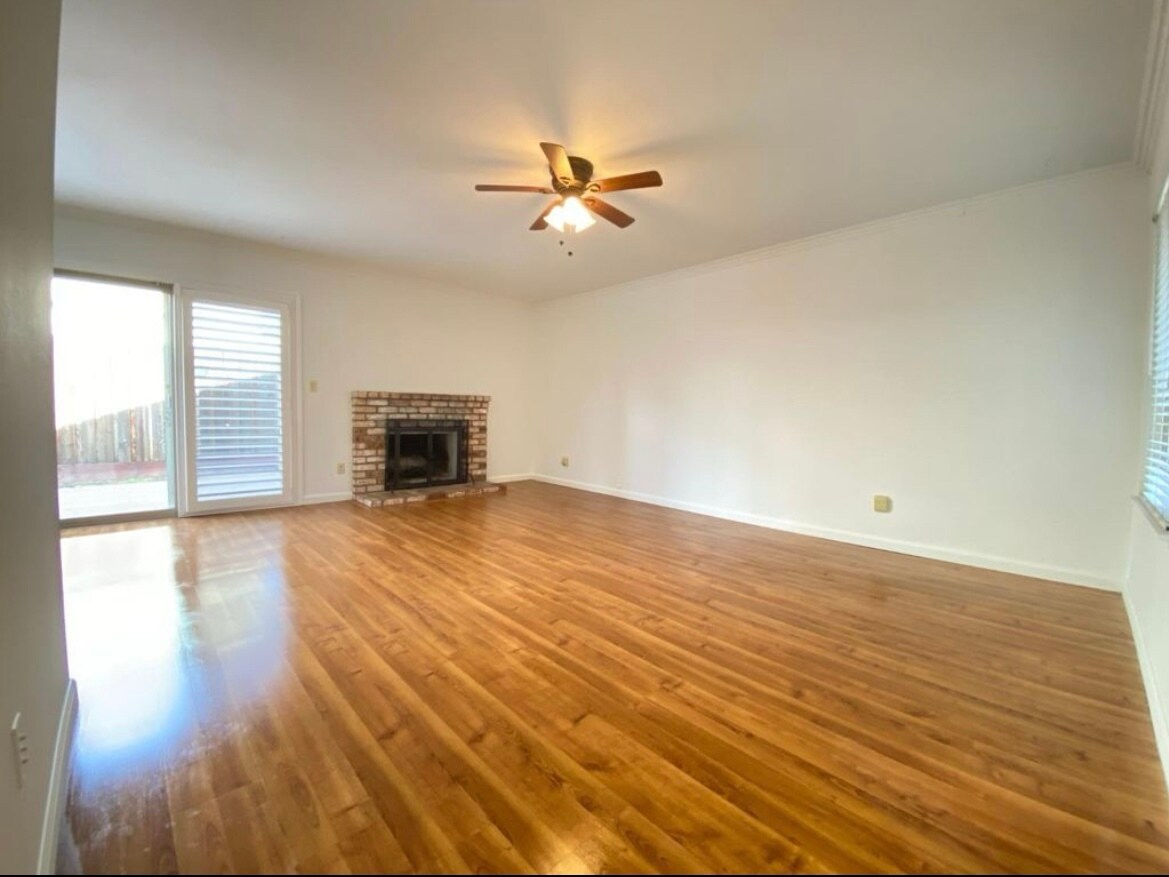 Building Photo - 2308 Filmore Ln