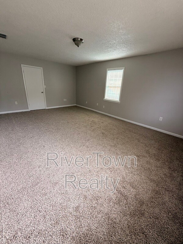 Building Photo - 3113 Wickham Dr