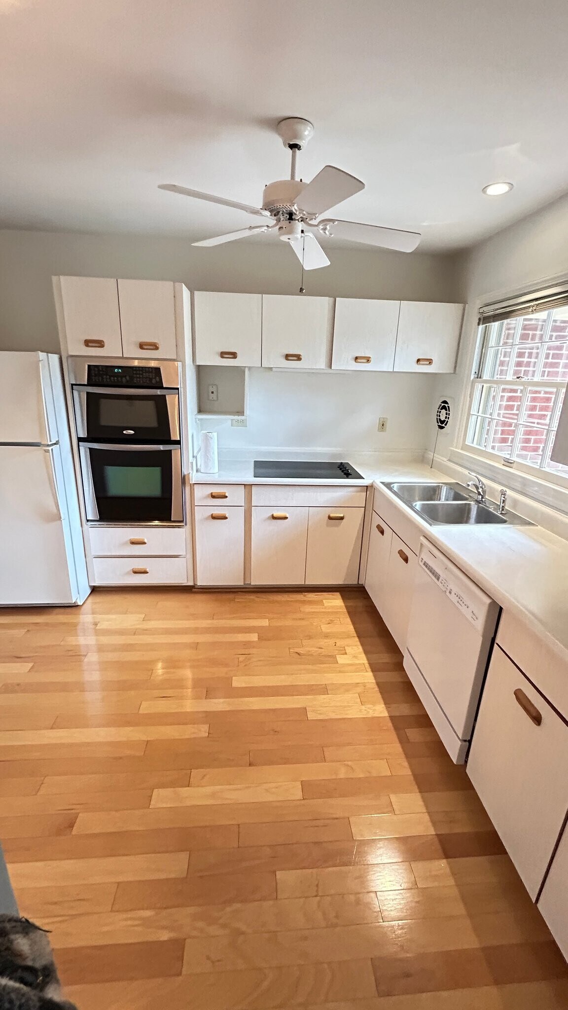 Building Photo - 2518 Savannah Rd