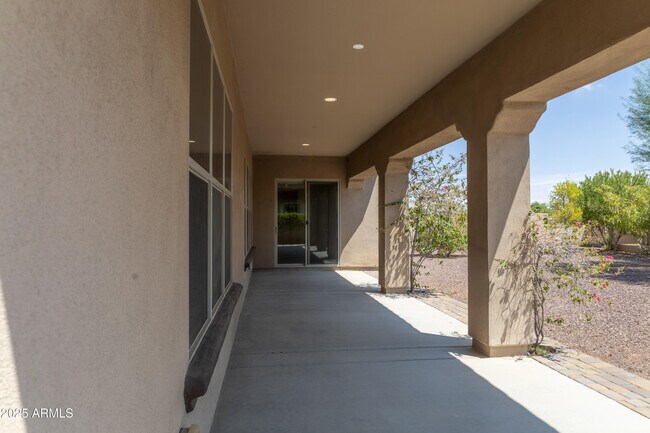 Building Photo - 4571 N Arbor Way