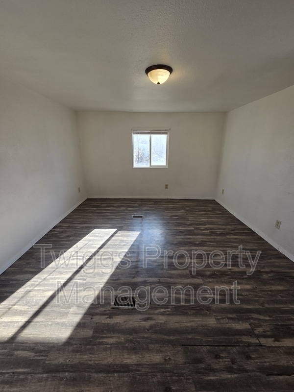 Building Photo - 107 Gumbo Dr