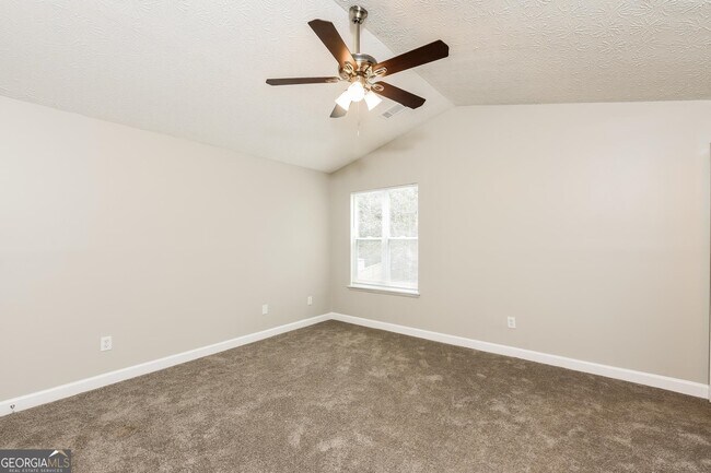 Building Photo - 6258 Leverett Dr