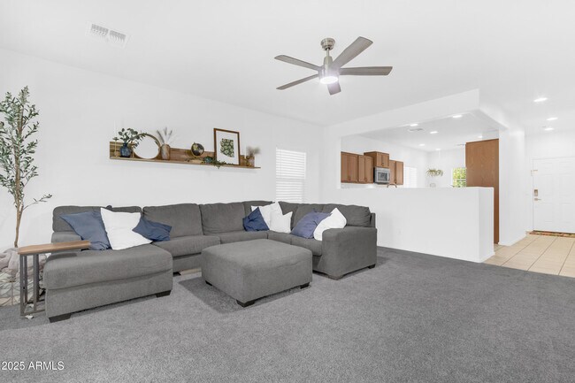 Building Photo - 7566 W Congressional Way