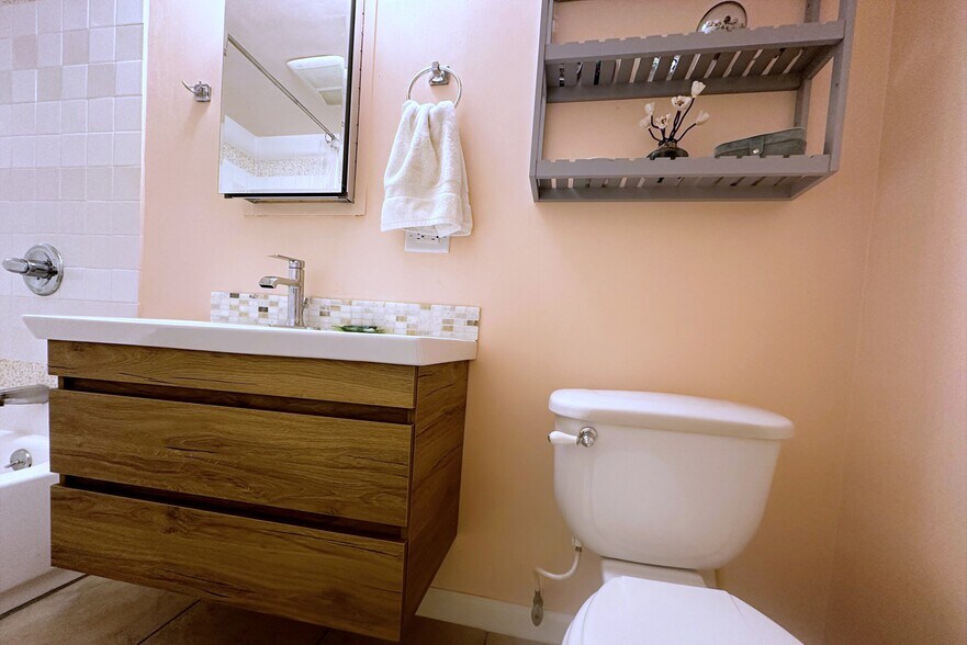 Bathroom Vanity - 5940 N Bernard St