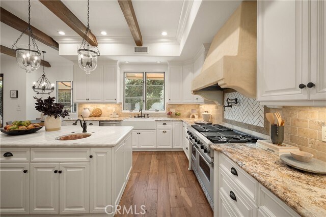 Building Photo - 4103 Farmdale Ave