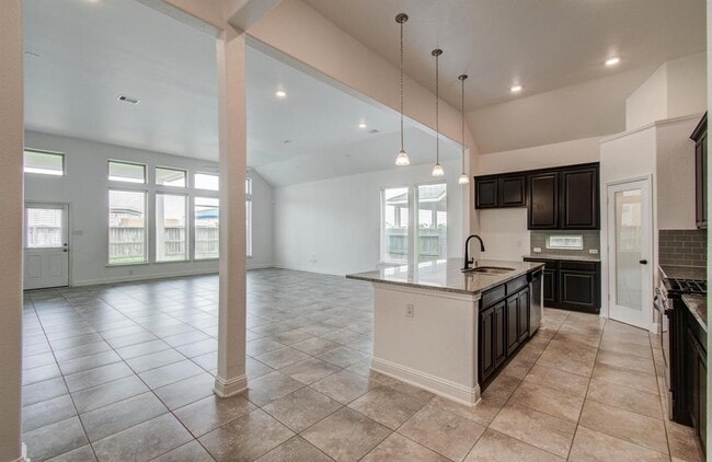 Building Photo - 1618 Dominion Heights Ln