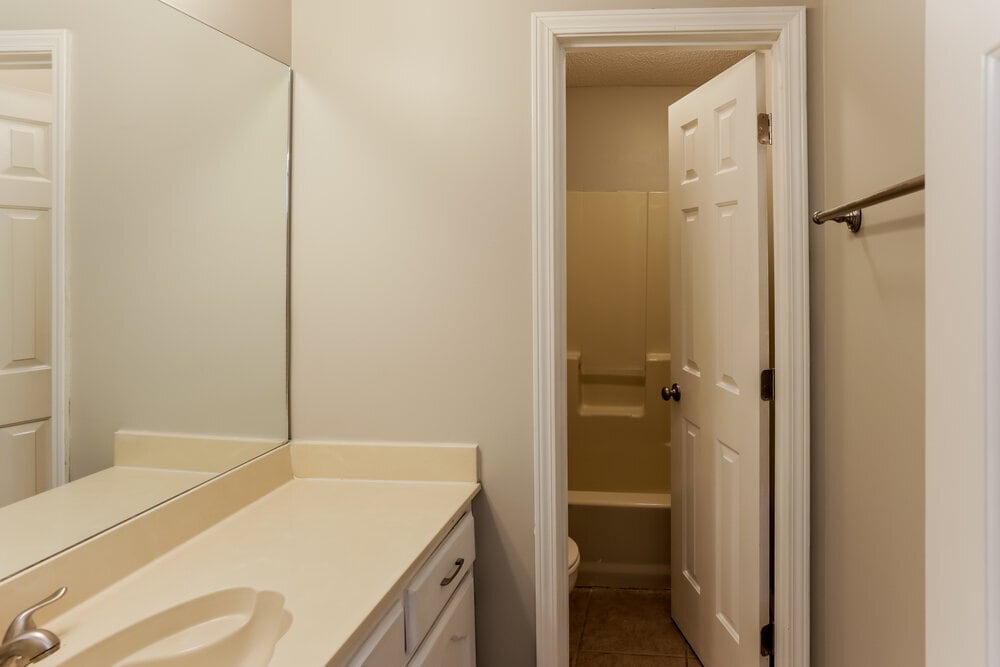 Building Photo - 6764 Ann Marie Cove