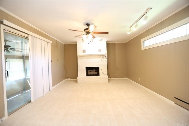 Building Photo - 312 Wedgewood Rd