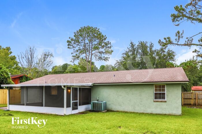 Building Photo - 2835 Tanglewood Blvd