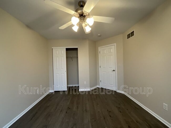 Building Photo - 601 Whetstone Ln