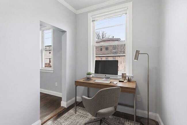 Building Photo - 92 Bragdon St