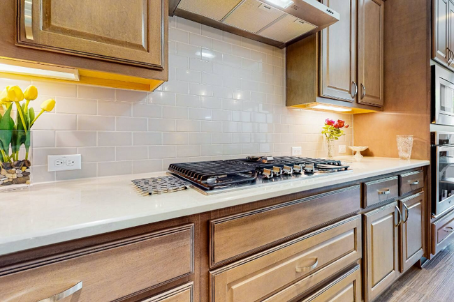 Building Photo - 6809 Teulada Dr