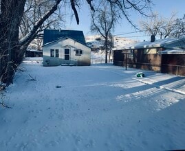 Building Photo - 714 6th St N