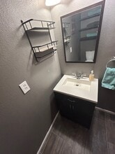 Building Photo - 8309 W 90th Pl