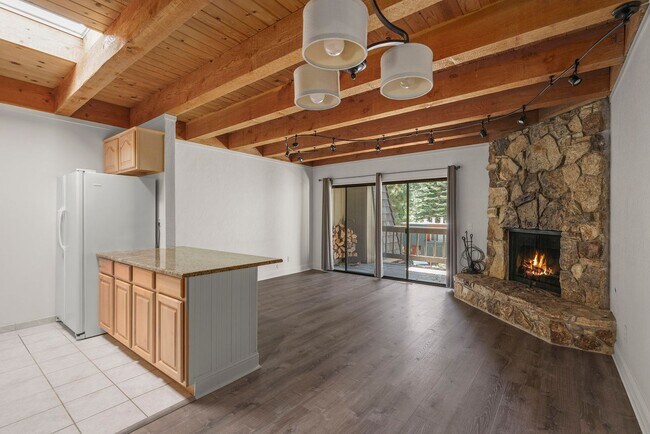 Building Photo - Incline Village: Condo - 3 Bedrooms, 2 Full Bathrooms, 1 Car Garage, Low Elevation, Centrally Loc...
