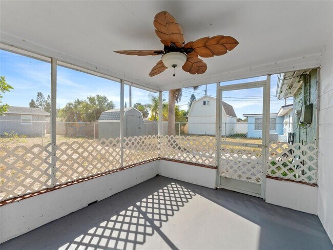 Building Photo - 4848 Picture Ave