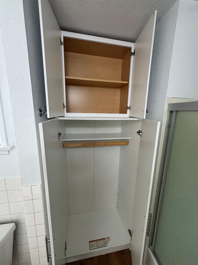 Building Photo - 825 Obispo Ave