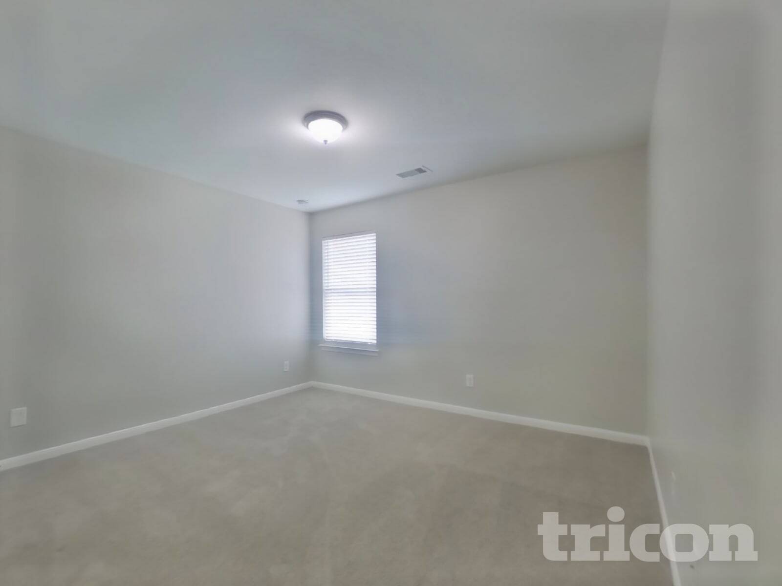 Building Photo - 23303 Crosscut Pass Dr