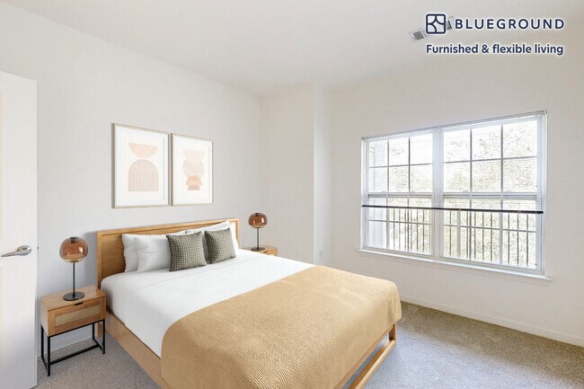 Building Photo - 80 North Centre Ave-SI FL1-ID3475A