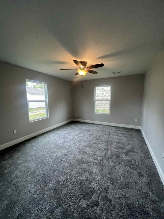Building Photo - For Rent in Webb City – Brand New Home! 3 ...