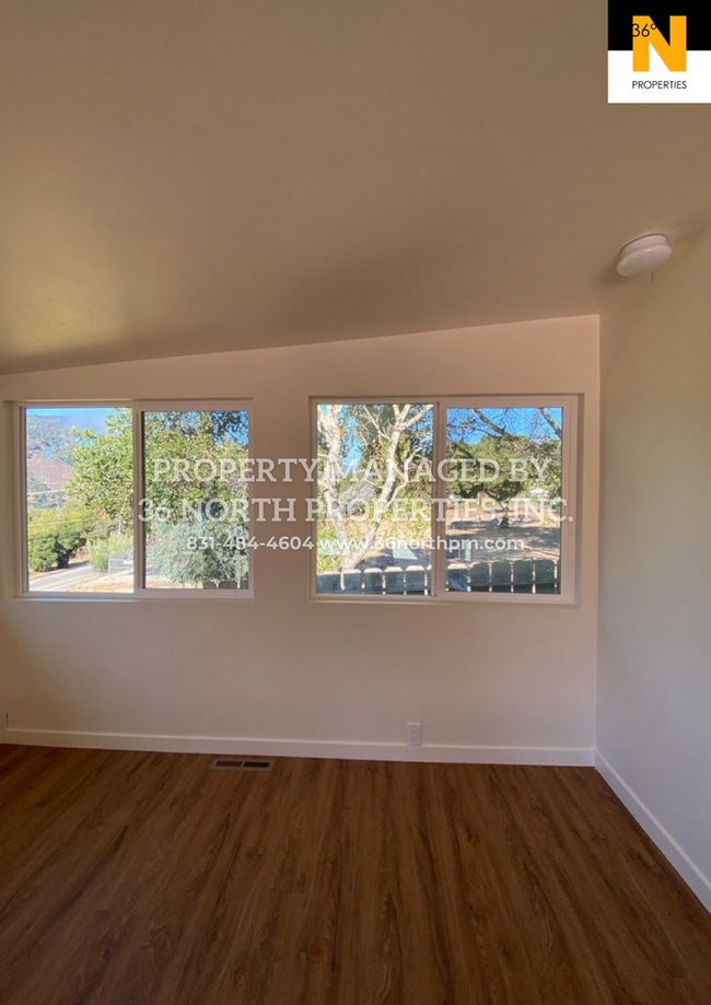 Building Photo - Carmel Valley Dreams