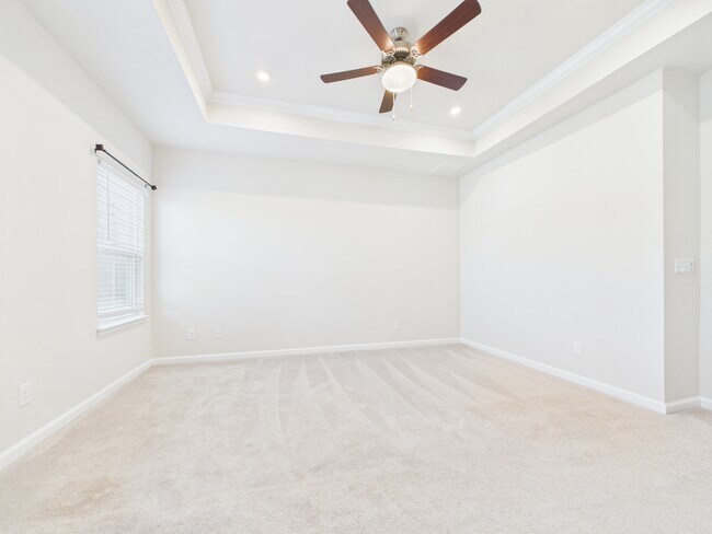 Building Photo - 2617 Grantham Place Dr