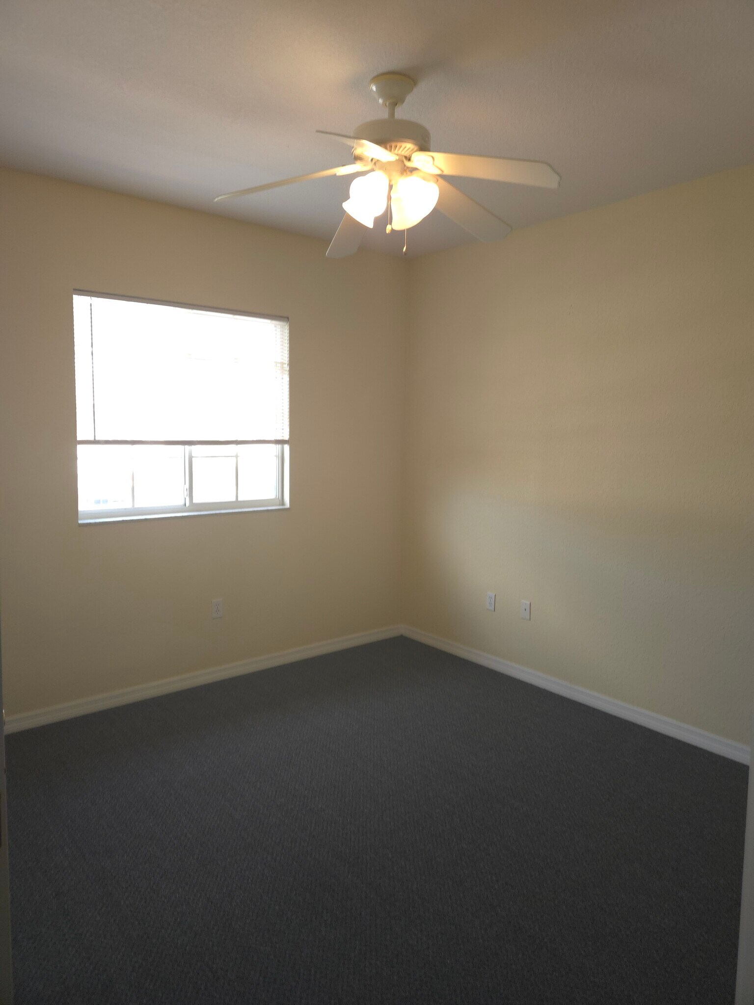 3rd bdrm - 3409 10th Ln W