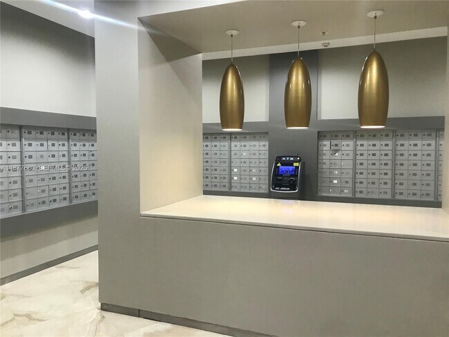 Building Photo - 10275 Collins Ave