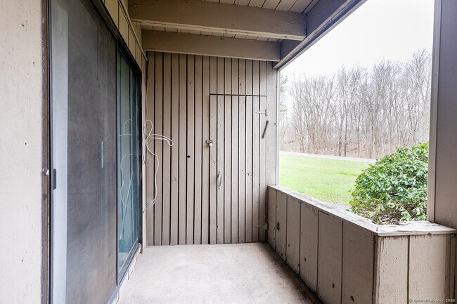Building Photo - 254 Burgundy Hill Ln