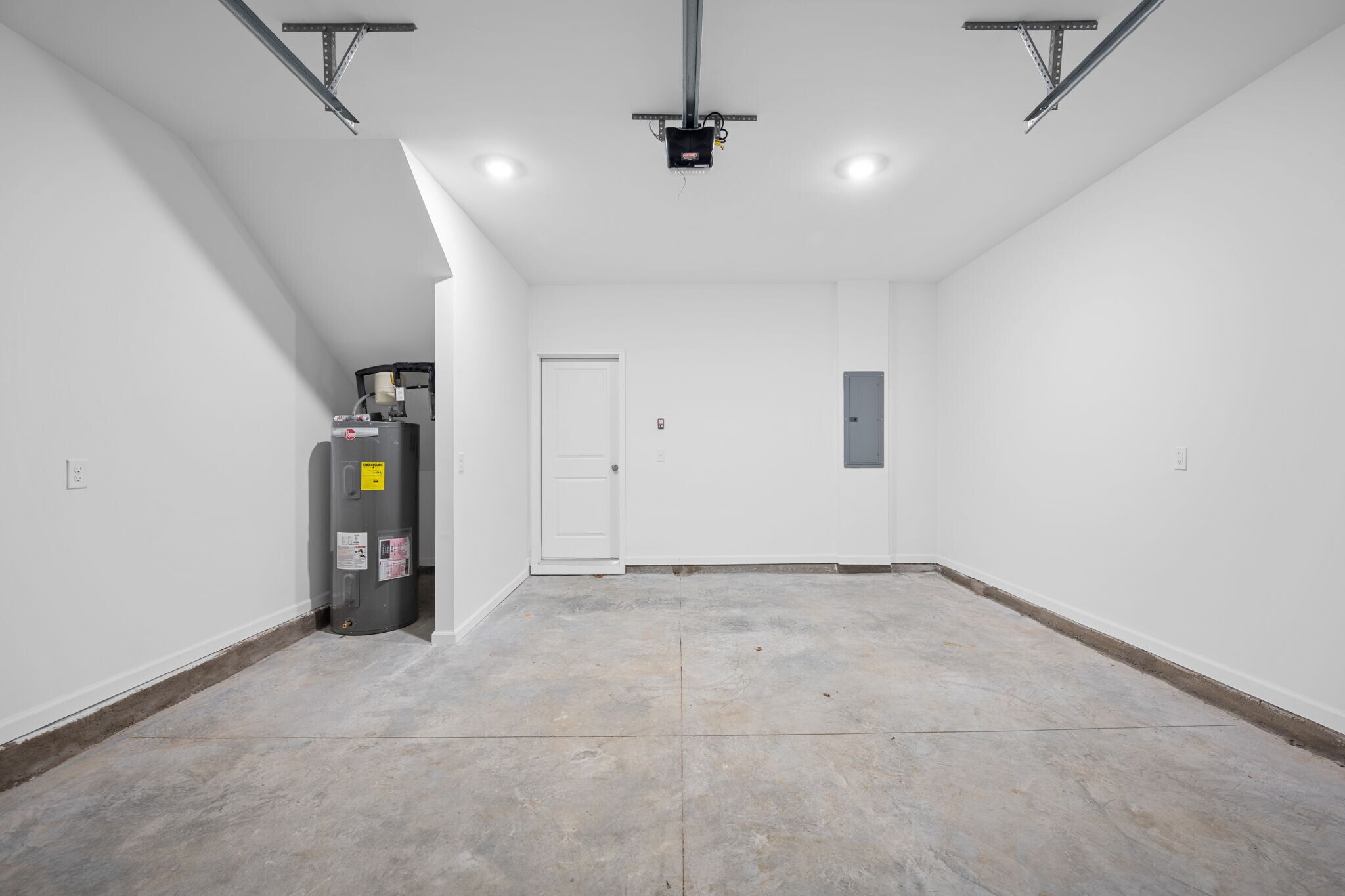 Building Photo - 4178 Tillie Cir