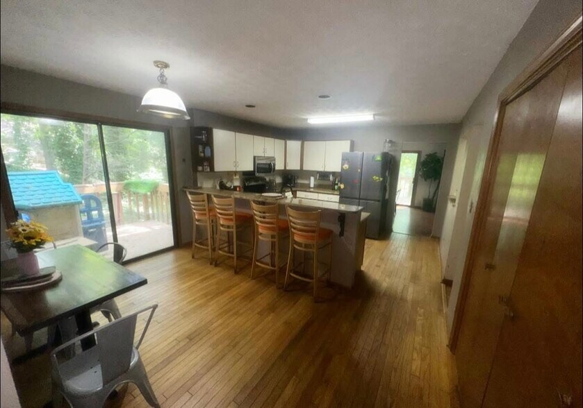 Building Photo - 2520 Rockbridge Rd NW