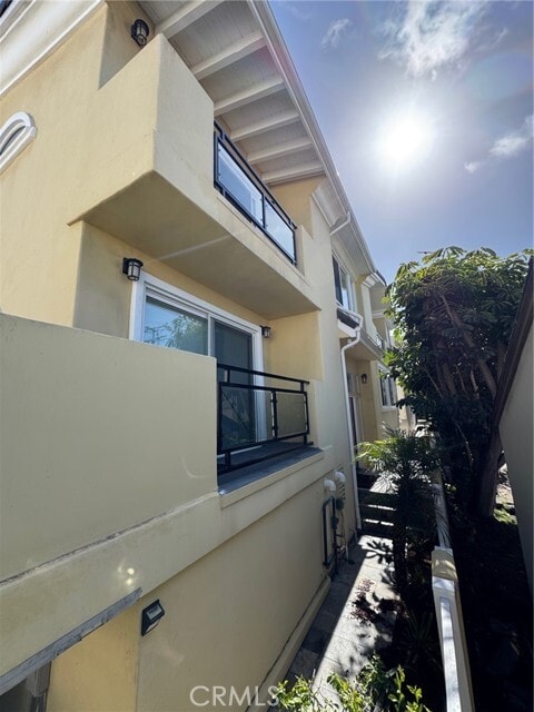 Building Photo - 521 Avenue C