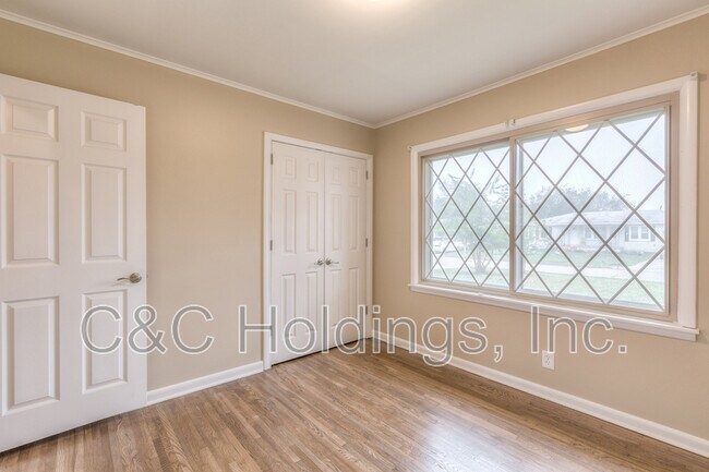 Building Photo - 9159 E Latimer Pl
