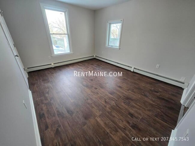 Building Photo - 62 Third St. Apt.