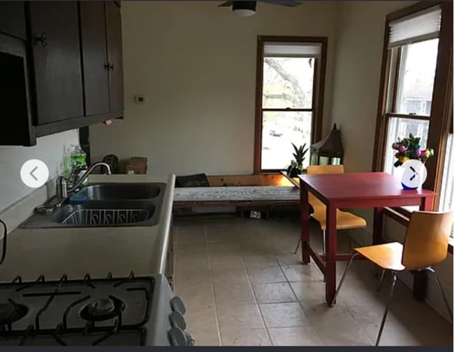 Building Photo - 301 W Illinois St