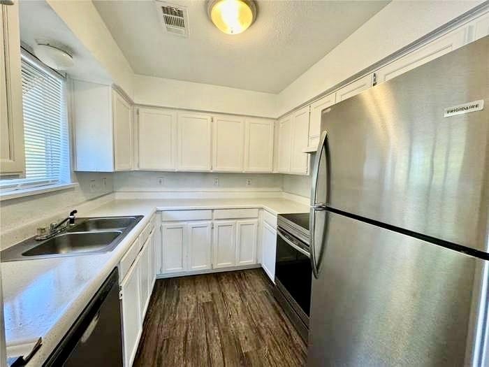 Building Photo - 1114 Holly St