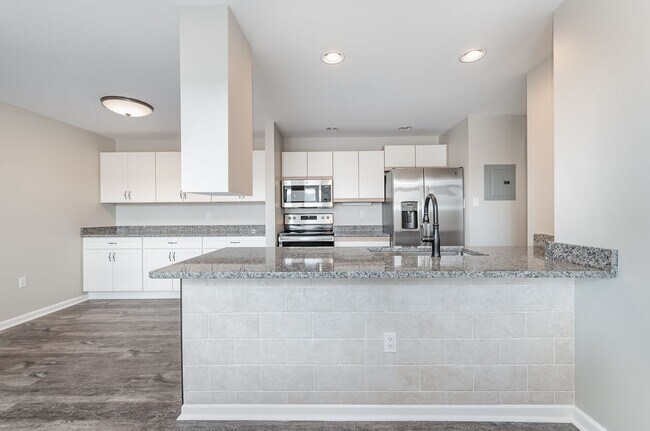 Building Photo - 1003 Cherrington Dr