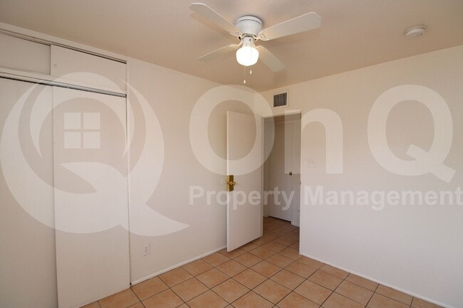 Building Photo - 1346 N 41st Ave